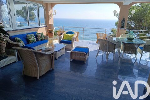 318 sq.m. house for sale in Roda de Berà, Tarragona, Catalonia, Spain № 7368 - photo 17