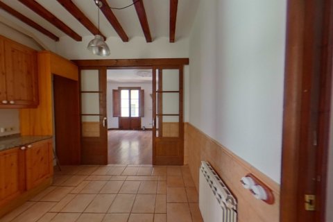 Apartamento de 3 dormitorios en venta en Barcelona, Cataluña, Spain № 7015 - foto 9