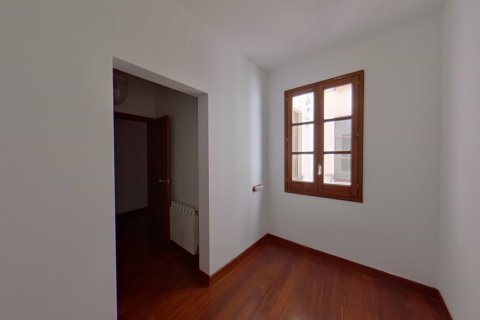 Apartamento de 3 dormitorios en venta en Barcelona, Cataluña, Spain № 7015 - foto 11