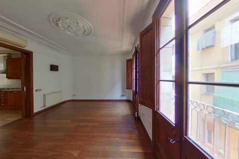 Apartamento de 3 dormitorios en venta en Barcelona, Cataluña, Spain № 7015 - foto 3