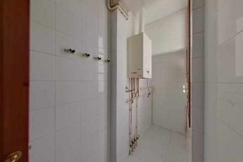Apartamento de 3 dormitorios en venta en Barcelona, Cataluña, Spain № 7015 - foto 18