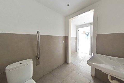550 sq.m. apartment for sale in El Prat de Llobregat, Barcelona, Catalonia, Spain № 7013 - photo 17