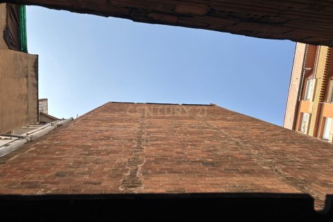Сasa de 4 dormitorios en venta en Barcelona, Cataluña, Spain № 7019 - foto 8