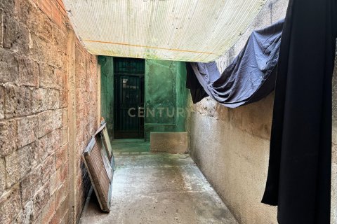 Сasa de 4 dormitorios en venta en Barcelona, Cataluña, Spain № 7019 - foto 2