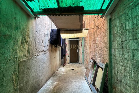 Сasa de 4 dormitorios en venta en Barcelona, Cataluña, Spain № 7019 - foto 18