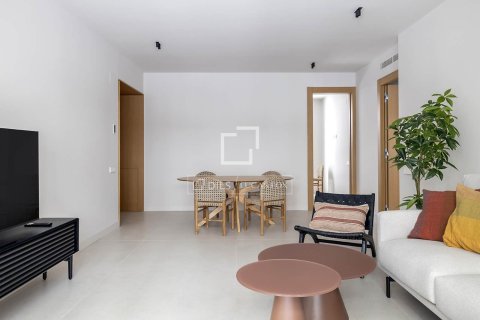 Apartamento de 3 dormitorios en alquiler en Barcelona, Cataluña, Spain № 6641 - foto 6
