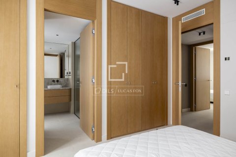 Apartamento de 3 dormitorios en alquiler en Barcelona, Cataluña, Spain № 6641 - foto 20
