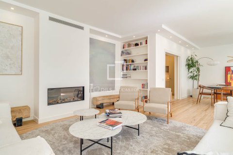 Apartamento de 5 dormitorios en alquiler en Barcelona, Cataluña, Spain № 6642 - foto 9