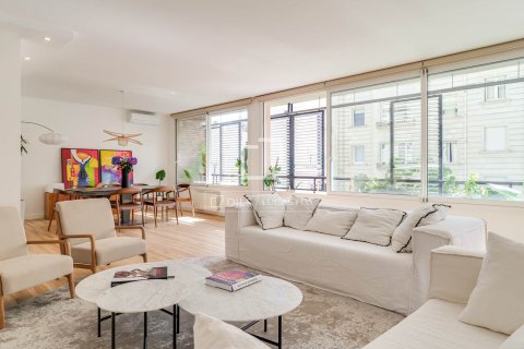 5 bedrooms apartment for rent in Barcelona, Catalonia, Spain № 6642