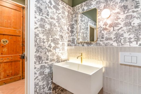 Apartamento de 3 dormitorios en venta en Barcelona, Cataluña, Spain № 6646 - foto 14