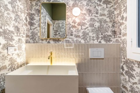Apartamento de 3 dormitorios en venta en Barcelona, Cataluña, Spain № 6646 - foto 13