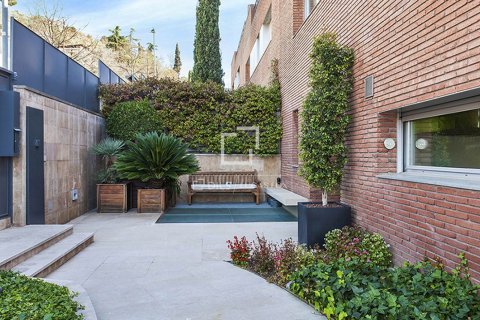 Villa de 5 dormitorios en alquiler en Barcelona, Cataluña, Spain № 6640 - foto 10