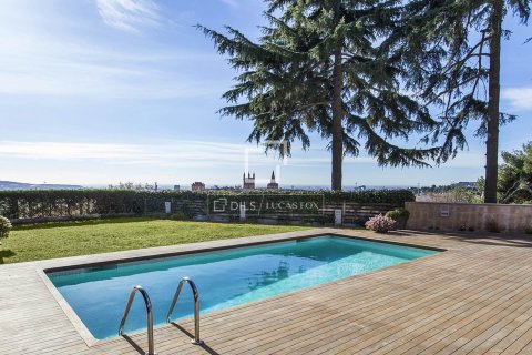Villa de 5 dormitorios en alquiler en Barcelona, Cataluña, Spain № 6640