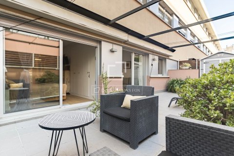 Apartamento de 3 dormitorios en venta en Barcelona, Cataluña, Spain № 6645 - foto 30