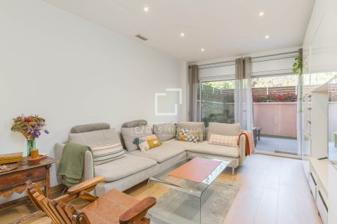 3 bedrooms apartment for sale in Barcelona, Catalonia, Spain № 6645
