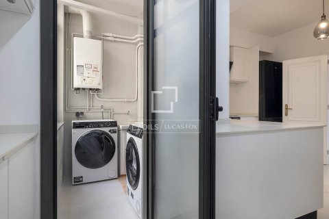 4 bedrooms apartment for rent in Barcelona, Catalonia, Spain № 6643 - photo 16