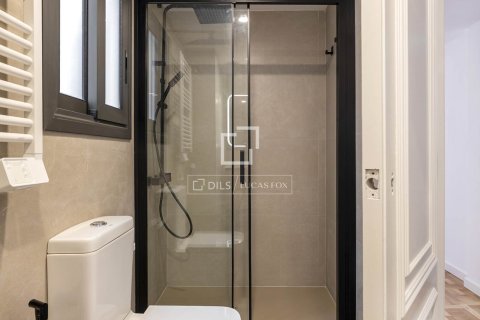 4 bedrooms apartment for rent in Barcelona, Catalonia, Spain № 6643 - photo 19