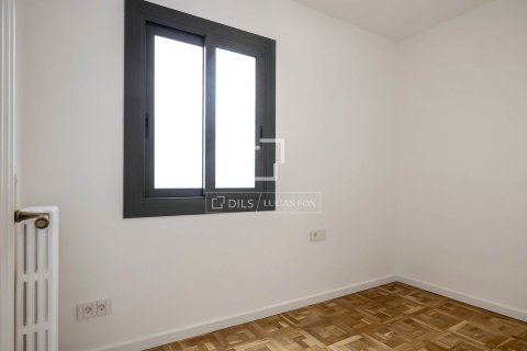 4 bedrooms apartment for rent in Barcelona, Catalonia, Spain № 6643 - photo 20