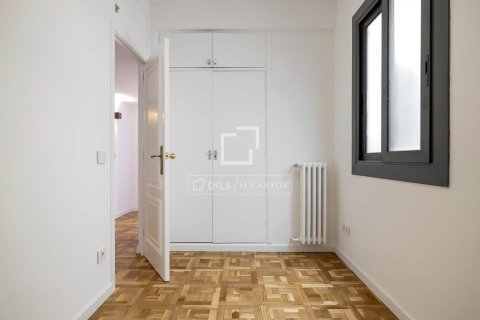 4 bedrooms apartment for rent in Barcelona, Catalonia, Spain № 6643 - photo 21