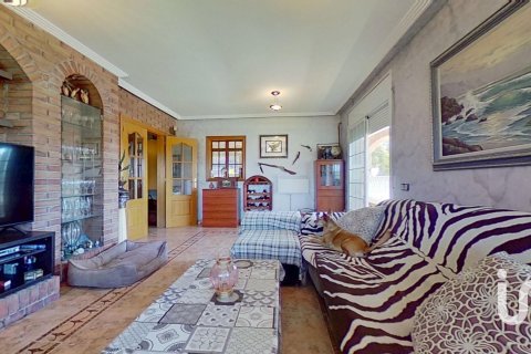 Купить дом в Эль-Вендрель, Испания с 5 спален, 222м², № 4903 - фото 7