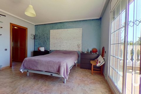 Купить дом в Эль-Вендрель, Испания с 5 спален, 222м², № 4903 - фото 16
