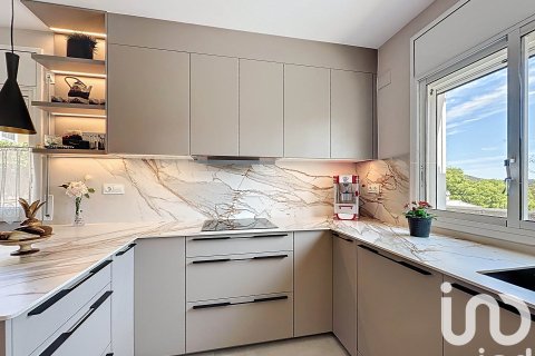 5 bedrooms townhouse for sale in Sant Pere de Ribes, Barcelona, Catalonia, Spain № 4901 - photo 5