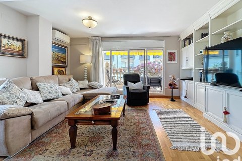 5 bedrooms townhouse for sale in Sant Pere de Ribes, Barcelona, Catalonia, Spain № 4901 - photo 4