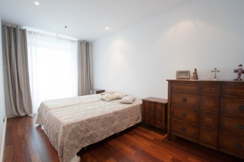Купить квартиру в Барселона, Испания с 4 спальни, 170м², № 1200 - фото 23
