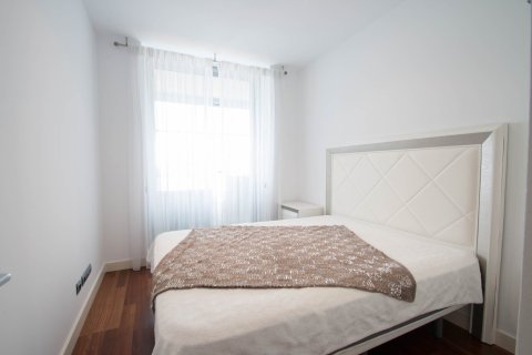 Купить квартиру в Барселона, Испания с 4 спальни, 170м², № 1200 - фото 21