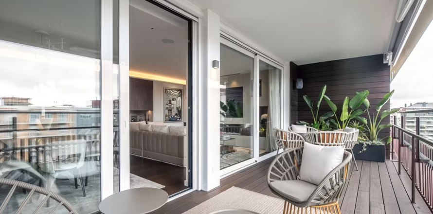 Квартира с 2 спальнями в Барселоне, Каталония, Испания № 1206