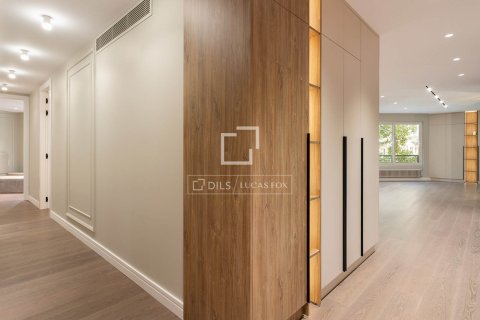 3 chambres apartment à vendre à Barcelona, Catalonia, Spain № 4319 - photo 21