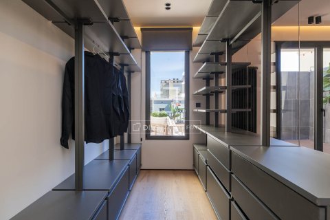 Apartamento de 4 dormitorios en venta en Barcelona, Cataluña, Spain № 4313 - foto 23
