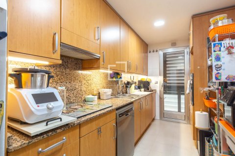 3 chambres apartment à vendre à Sant Just Desvern, Barcelona, Catalonia, Spain № 4316 - photo 18