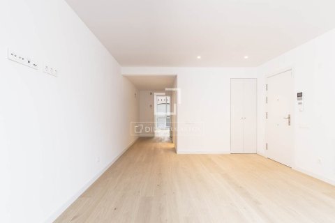 4 chambres apartment à vendre à Barcelona, Catalonia, Spain № 4315 - photo 5