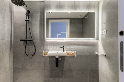 4 chambres apartment à vendre à Barcelona, Catalonia, Spain № 4315 - photo 27