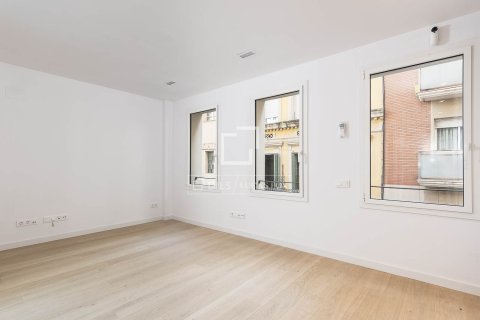 4 chambres apartment à vendre à Barcelona, Catalonia, Spain № 4315 - photo 9