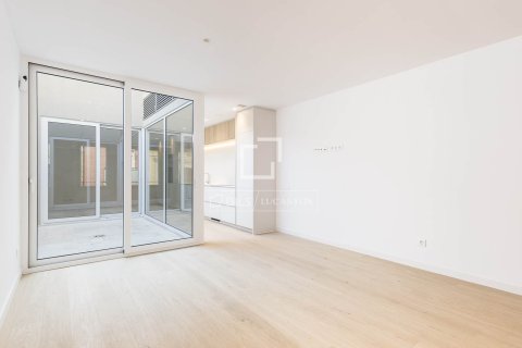 4 chambres apartment à vendre à Barcelona, Catalonia, Spain № 4315 - photo 4