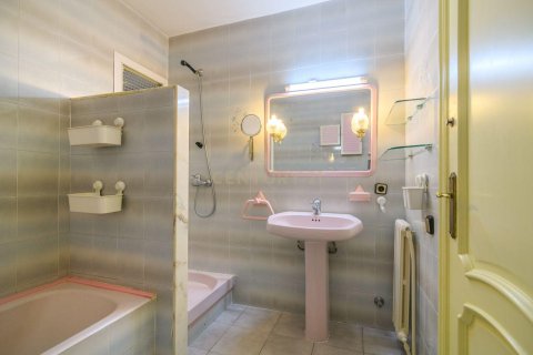 Сasa de 5 dormitorios en venta en Sant Vicenc Dels Horts, Barcelona, Cataluña, Spain № 6848 - foto 29