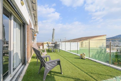 Сasa de 5 dormitorios en venta en Sant Vicenc Dels Horts, Barcelona, Cataluña, Spain № 6848 - foto 2