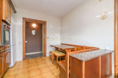 Сasa de 5 dormitorios en venta en Sant Vicenc Dels Horts, Barcelona, Cataluña, Spain № 6848 - foto 15