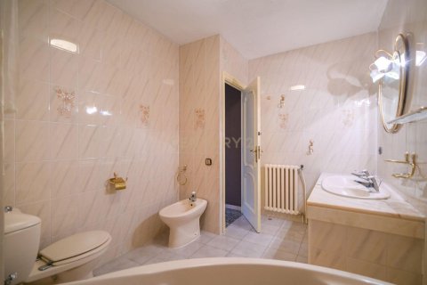 Сasa de 5 dormitorios en venta en Sant Vicenc Dels Horts, Barcelona, Cataluña, Spain № 6848 - foto 27