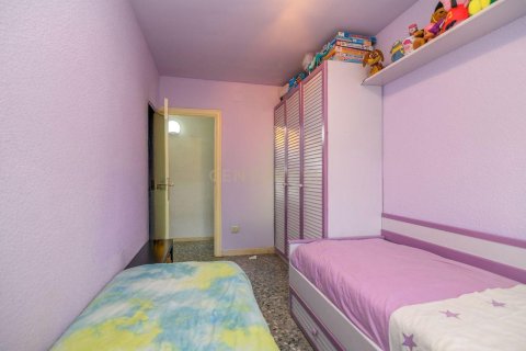 Сasa de 5 dormitorios en venta en Sant Vicenc Dels Horts, Barcelona, Cataluña, Spain № 6848 - foto 21