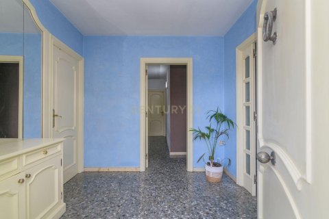 Сasa de 5 dormitorios en venta en Sant Vicenc Dels Horts, Barcelona, Cataluña, Spain № 6848 - foto 17
