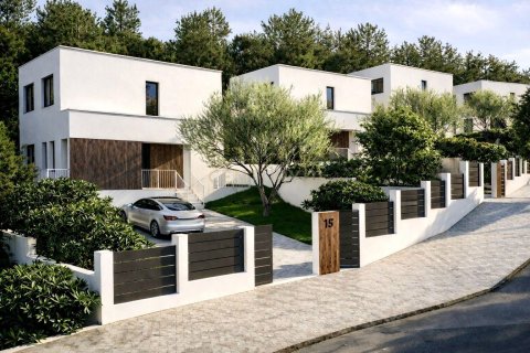 Сasa de 4 dormitorios en venta en Corbera de Llobregat, Barcelona, Cataluña, Spain № 6847 - foto 18