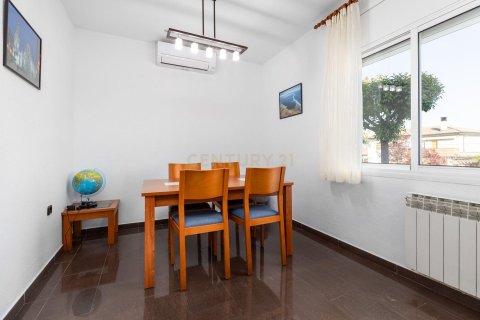 Сasa de 5 dormitorios en venta en Llica De Vall, Barcelona, Cataluña, Spain № 6849 - foto 6