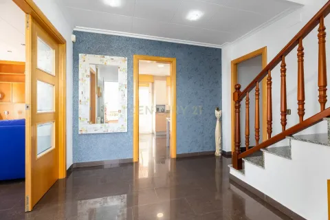 Сasa de 5 dormitorios en venta en Llica De Vall, Barcelona, Cataluña, Spain № 6849 - foto 3