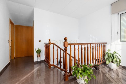 Сasa de 5 dormitorios en venta en Llica De Vall, Barcelona, Cataluña, Spain № 6849 - foto 13