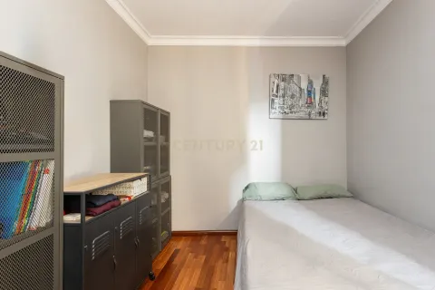 Apartamento de 3 dormitorios en venta en Barcelona, Cataluña, Spain № 6845 - foto 15