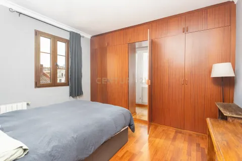 Apartamento de 3 dormitorios en venta en Barcelona, Cataluña, Spain № 6845 - foto 2