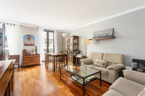 Apartamento de 3 dormitorios en venta en Barcelona, Cataluña, Spain № 6845 - foto 6